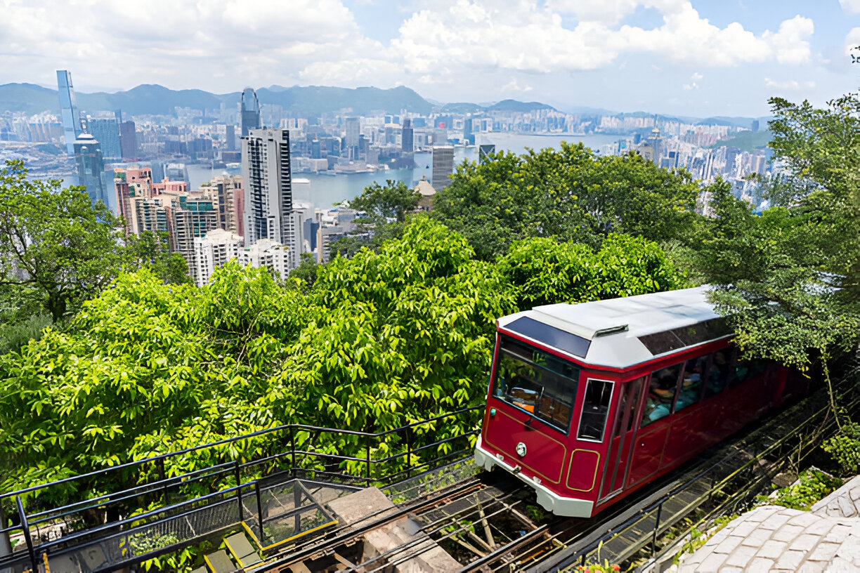 USA immigration experts providing PR visa guidance and support